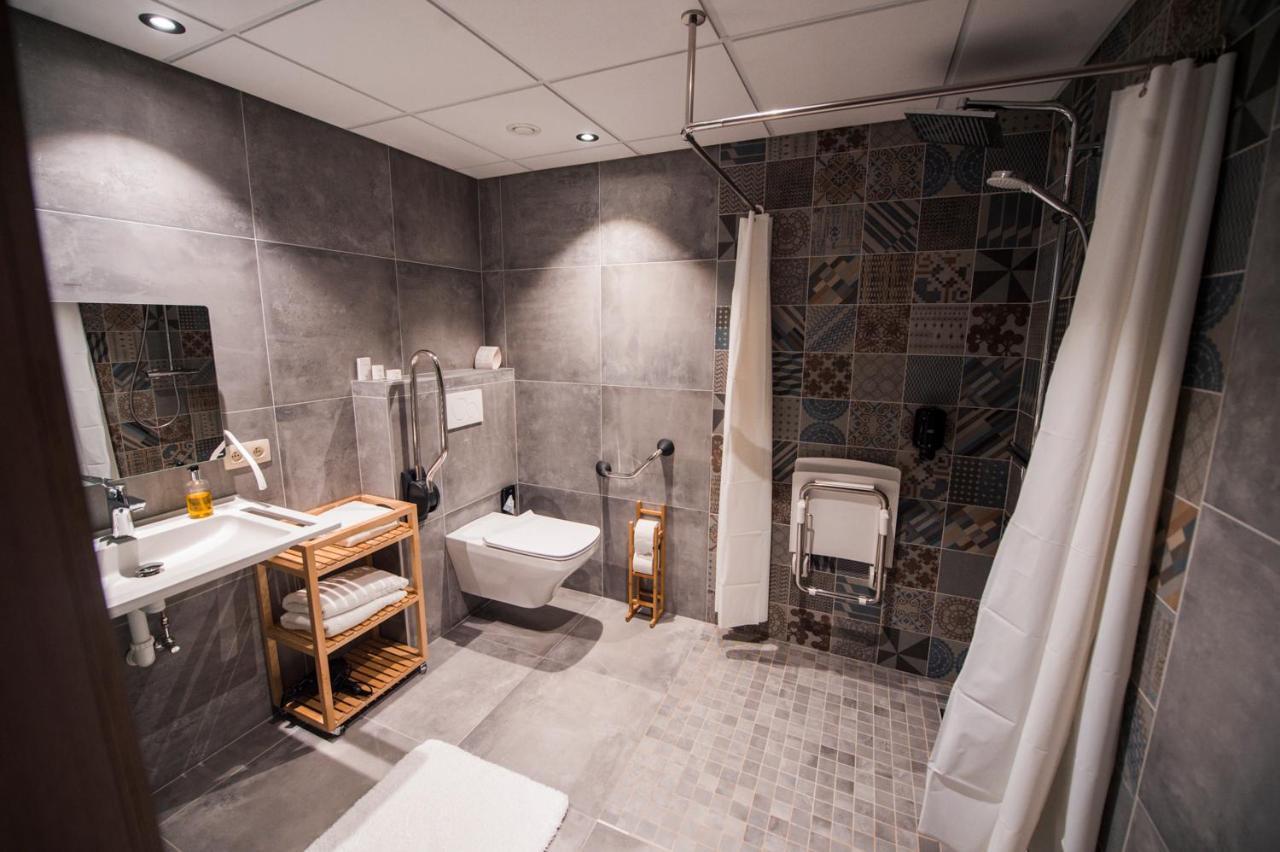 La Libellule Hotel Beauraing Eksteriør billede