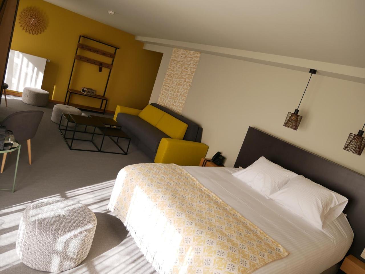 La Libellule Hotel Beauraing Eksteriør billede