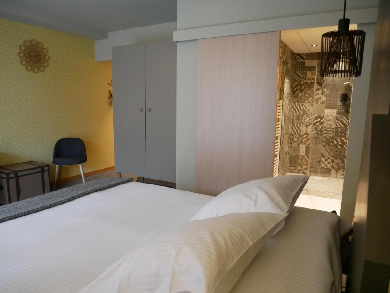 La Libellule Hotel Beauraing Eksteriør billede