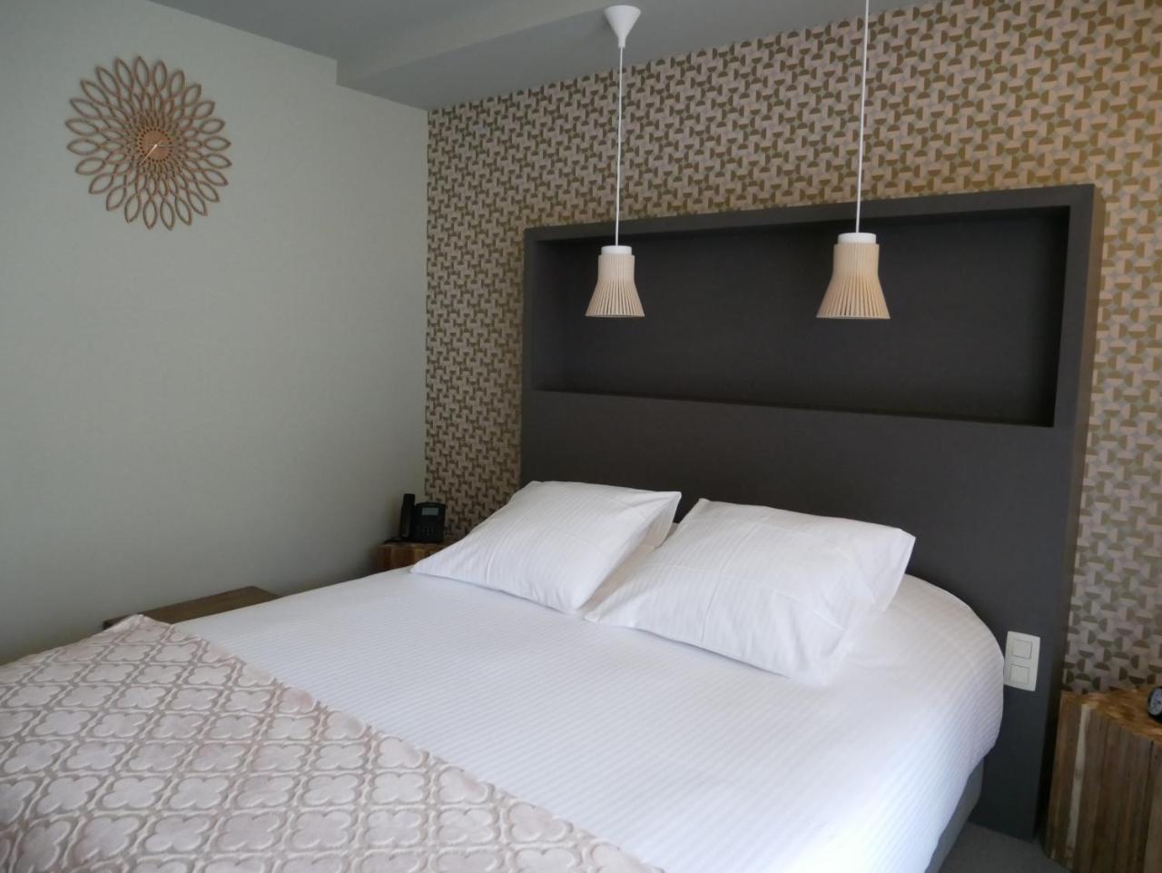 La Libellule Hotel Beauraing Eksteriør billede