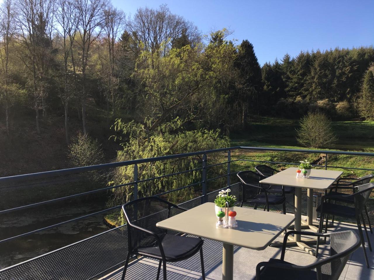 La Libellule Hotel Beauraing Eksteriør billede