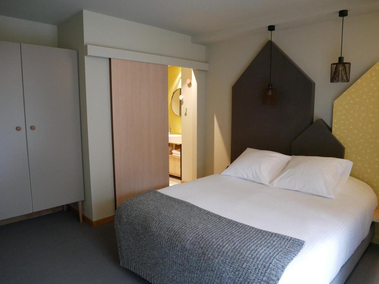 La Libellule Hotel Beauraing Eksteriør billede
